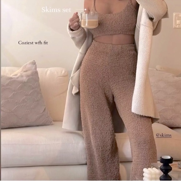 SKIMS Cozy Straight-leg Mid-rise Boucle Knitted Trousers in Rose Clay Sz. S / M - Picture 6 of 12